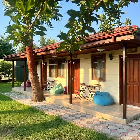 Grenadine Lodge *