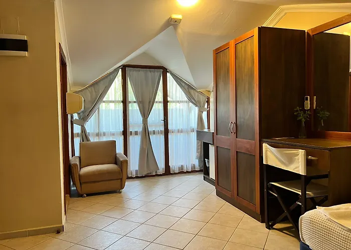 אכסניה Grenadine *