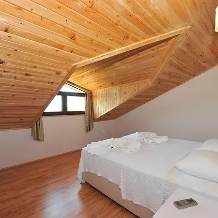 ロッジ Grenadine *