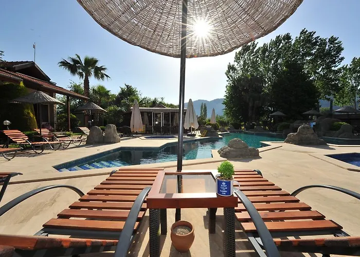 Grenadine Jaktstuga Dalyan